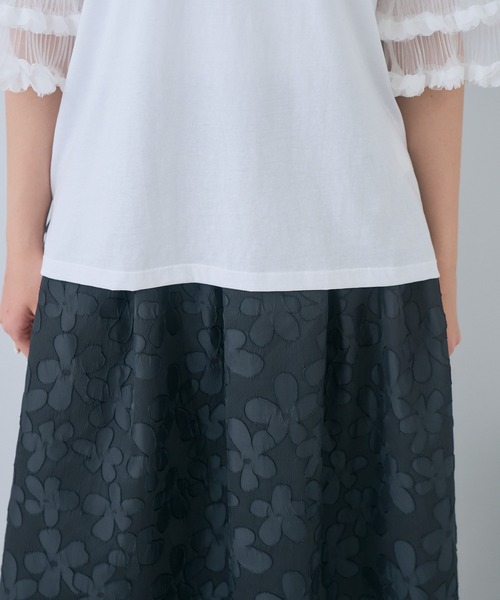 Neige(ネージュ)の「フラワーペタルシアースリーブトップス(Tシャツ/カットソー・レディース・ホワイト/ブラック・ONE SIZE)」の11枚目の写真