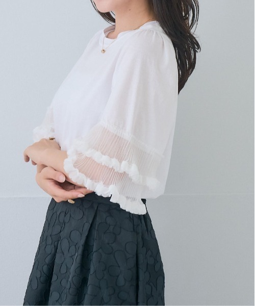 Neige(ネージュ)の「フラワーペタルシアースリーブトップス(Tシャツ/カットソー・レディース・ホワイト/ブラック・ONE SIZE)」の18枚目の写真