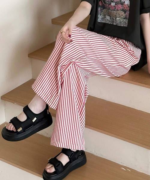 DAY CLOSET(デイ クローゼット)の「【ぽこぽこリップル加工/ゴム&紐調節可】ストライプ柄 シャーリング ハイウエスト ルームロングパンツ レディース(ルームウェア/パジャマ・レディース・ピンク系その他/ブラック/ブラウン・L/S/M/XL)」の6枚目の写真