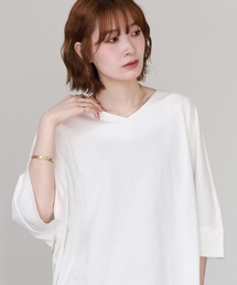 Vネック7分袖ドルマンTシャツ