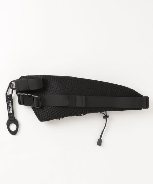 THRASHER（スラッシャー）の「THRASHER ボトルホルダー付き ボディバッグ ウエストバッグ BAG 男女兼用（ボディバッグ/ウエストポーチ・メンズ・ブラック・FREE）」の16枚目の写真