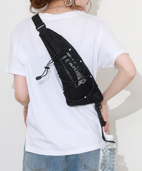 THRASHER（スラッシャー）の「THRASHER ボトルホルダー付き ボディバッグ ウエストバッグ BAG 男女兼用（ボディバッグ/ウエストポーチ・メンズ・ブラック・FREE）」の14枚目の写真