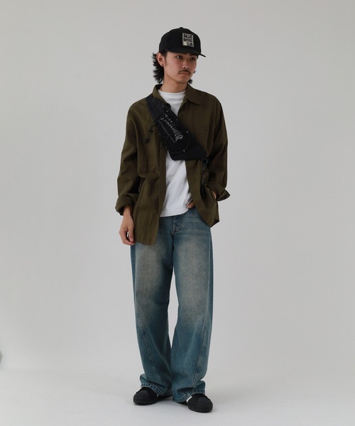 THRASHER（スラッシャー）の「THRASHER ボトルホルダー付き ボディバッグ ウエストバッグ BAG 男女兼用（ボディバッグ/ウエストポーチ・メンズ・ブラック・FREE）」の11枚目の写真