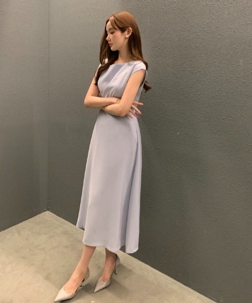 FAVORITO(ファヴォリート)の「ノースリーブワンピース(ワンピース・レディース・ベージュ/ブラック/ブルー・F)」の22枚目の写真