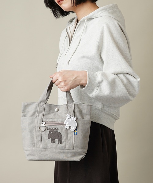 moz(モズ)の「【WEB限定】moz(モズ) リフレクター付き キャンバスランチトートバッグ ZZHC-04RE(エコバッグ/サブバッグ・レディース・グレー/ブラック×ゴールド/ブラック・ONE SIZE)」の3枚目の写真