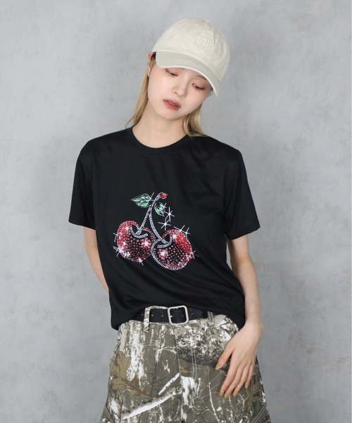 BARELY BLUE(ベアリーブルー)の「【 BARELY BLUE / ベアリーブルー 】 チェリー ビジュー グラフィック 半袖 Tシャツ(Tシャツ/カットソー・レディース・ブラック・L/M/S)」の6枚目の写真