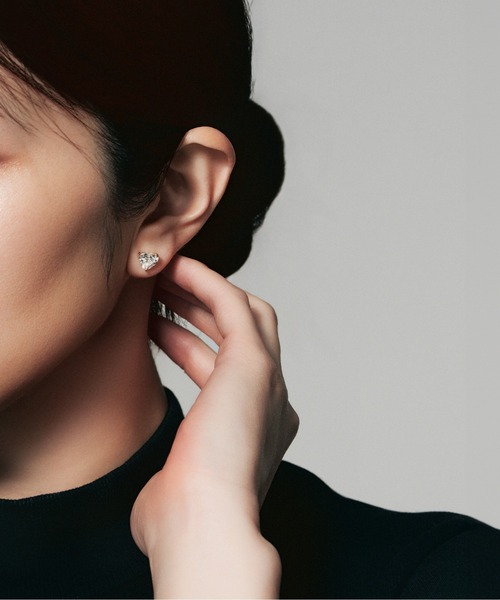 UNITED JEWELS(ユナイテッドジュエルズ)の「K18 ラボグロウンダイヤモンド ピアス(ピアス(両耳用)・レディース・イエローゴールド・FREE)」の5枚目の写真