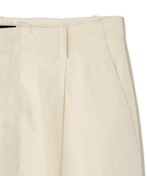 YLEVE（イレーヴ）の「YLEVE / SILK COTTON CLOTH BIO SUEDE TROUSERS（その他パンツ・レディース・ホワイト/ネイビー・1/2/0）」の5枚目の写真