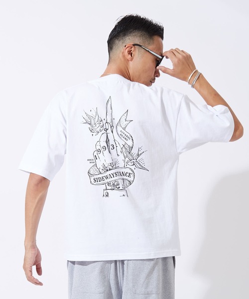En serio TOKYO(エンソリオトーキョー)の「【SIDEWAYSTANCE】ギャングハンド半袖Tシャツ 70803(Tシャツ/カットソー・メンズ・ブラック/ホワイト・MEDIUM/X-LARGE/LARGE/SMALL)」の2枚目の写真