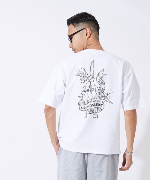 En serio TOKYO(エンソリオトーキョー)の「【SIDEWAYSTANCE】ギャングハンド半袖Tシャツ 70803(Tシャツ/カットソー・メンズ・ブラック/ホワイト・MEDIUM/X-LARGE/LARGE/SMALL)」の4枚目の写真