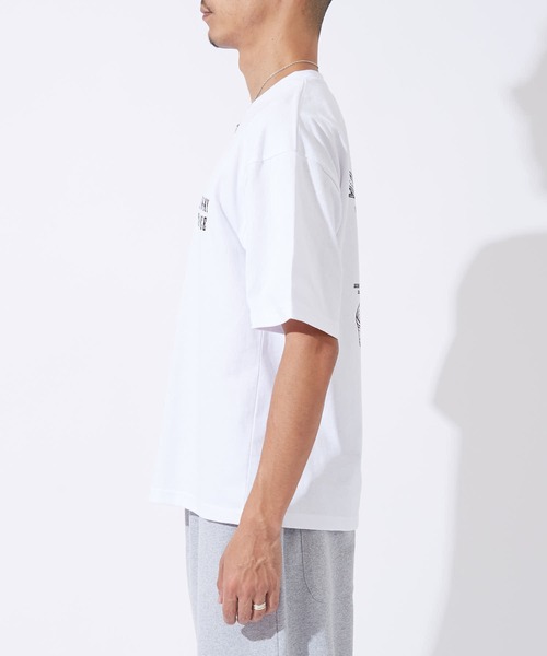 En serio TOKYO(エンソリオトーキョー)の「【SIDEWAYSTANCE】ギャングハンド半袖Tシャツ 70803(Tシャツ/カットソー・メンズ・ブラック/ホワイト・MEDIUM/X-LARGE/LARGE/SMALL)」の9枚目の写真