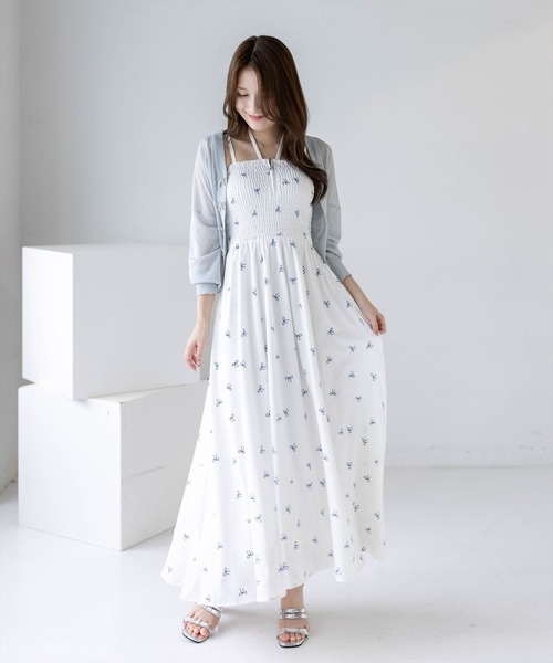 clear（クリア）の「リボン柄シャーリングワンピース［骨格ウェーブ／フェミニン／上品／きれいめ／華やか］（ワンピース・レディース・オフホワイト/ネイビー・PF/F）」の7枚目の写真