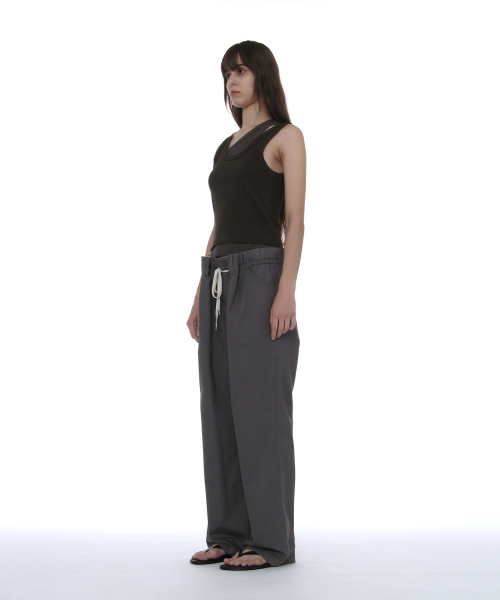 PARTIMENTO WOMEN(パルティメントウィメン)の「ウォッシュドドローストリングチノパンツ_ブルーグレー(その他パンツ・レディース・その他・SMALL/MEDIUM)」の3枚目の写真