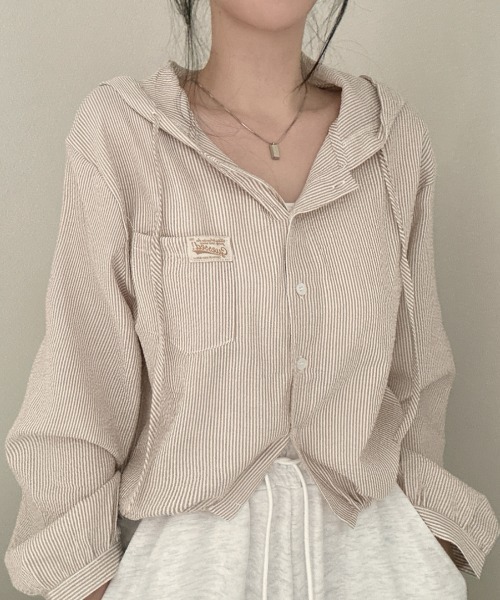 FAVORITO（ファヴォリート）の「ストライプフード付きトップス（その他トップス・レディース・ベージュ/ブルー・F）」の9枚目の写真