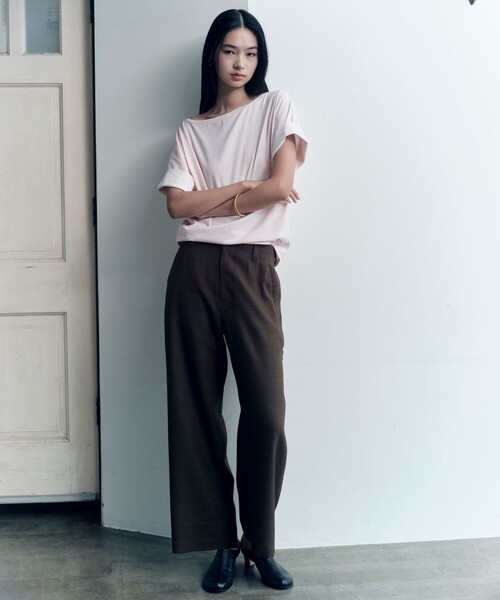 green label relaxing(グリーンレーベルリラクシング)の「<SEASONAL COLLECTION>LOTUS Tシャツ(Tシャツ/カットソー・レディース・ピンク/ブラック/オリーブ・FREE)」の5枚目の写真