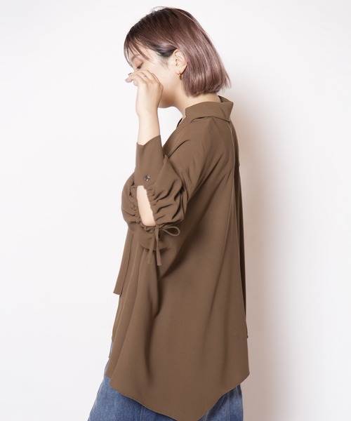 OSMOSIS（オズモーシス）の「イレギュラーヘムブラウス（シャツ/ブラウス・レディース・アイボリー/ブラック/ブラウン・ONE SIZE）」の21枚目の写真