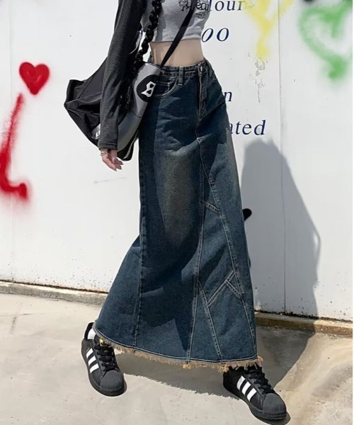 &soiree(アンドソワレ)の「アシンメトリー切り替えフリンジスカート(デニムスカート・レディース・ブルー・X-LARGE/LARGE/MEDIUM/SMALL)」の3枚目の写真