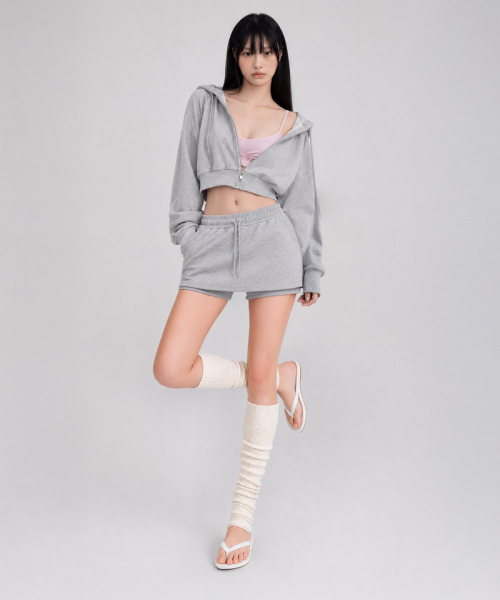 UNDEROFF(アンダーオフ)の「フィテッドマイクロスウェットショーツメランジェ(その他パンツ・レディース・ヘザーグレー・SMALL/MEDIUM)」の4枚目の写真