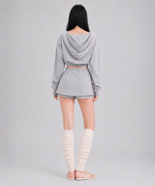 UNDEROFF(アンダーオフ)の「フィテッドマイクロスウェットショーツメランジェ(その他パンツ・レディース・ヘザーグレー・SMALL/MEDIUM)」の6枚目の写真