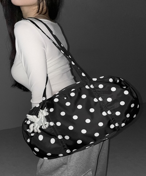 me+em select(ミームセレクト)の「【 2color 】ドットミニボストンショルダーバッグ / Dot mini boston shoulder bag(ショルダーバッグ・レディース・ホワイト/ブラック・FREE)」の14枚目の写真