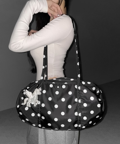 me+em select(ミームセレクト)の「【 2color 】ドットミニボストンショルダーバッグ / Dot mini boston shoulder bag(ショルダーバッグ・レディース・ホワイト/ブラック・FREE)」の16枚目の写真