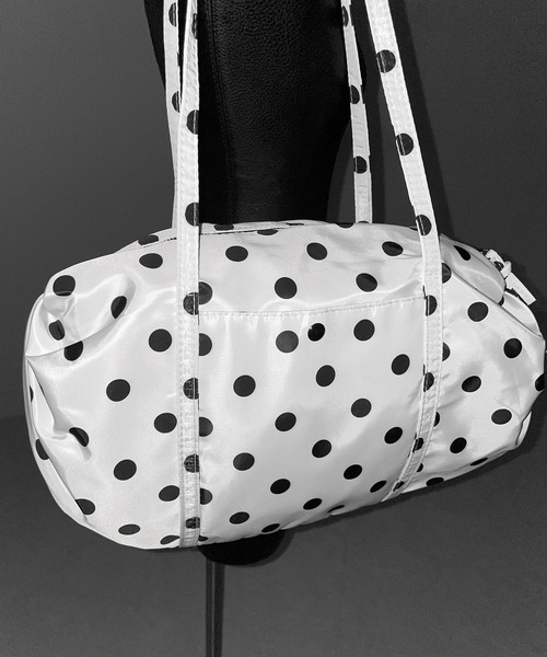 me+em select(ミームセレクト)の「【 2color 】ドットミニボストンショルダーバッグ / Dot mini boston shoulder bag(ショルダーバッグ・レディース・ホワイト/ブラック・FREE)」の4枚目の写真