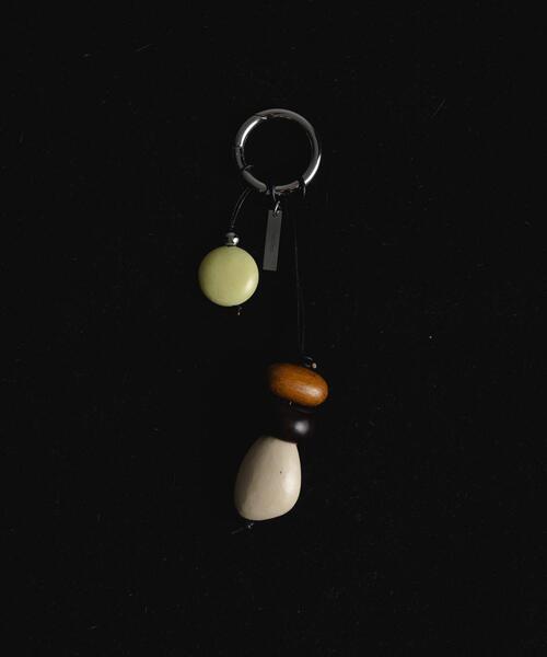 SMELLY(スメリー)の「SMELLY so’ pebble jade key charm(キーホルダー・レディース・ベージュ系その他・-)」の3枚目の写真