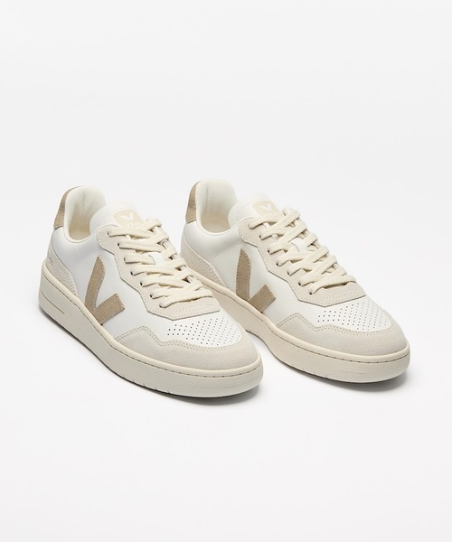VEJA(ヴェジャ)の「VEJA V-90 レザースニーカー(スニーカー・レディース・ホワイト×ブラウン・36/22/37/23/38/24/39/25/40/25.5cm)」の3枚目の写真