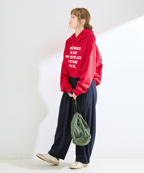B.C STOCK(ベーセーストック)の「【WEB限定】ウォッシャブル / MY NAME IS PETER / SLOGAN HOODIE(パーカー・レディース・ブラウン/レッド・FREE)」の12枚目の写真