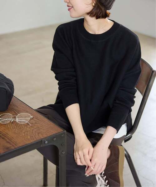 SLOBE IENA(スローブイエナ)の「《WEB限定カラーあり/シリーズあり/追加》コットンダブルフェイスプルオーバー(ニット/セーター・レディース・ブラック/チャコールグレー/ベージュ/グリーン/アイボリー/ボルドー・FREE)」の1枚目の写真