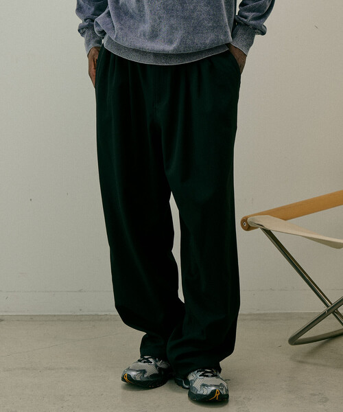 Gramicci | 〈別注〉2タックワイドテーパードパンツ MEN（その他パンツ