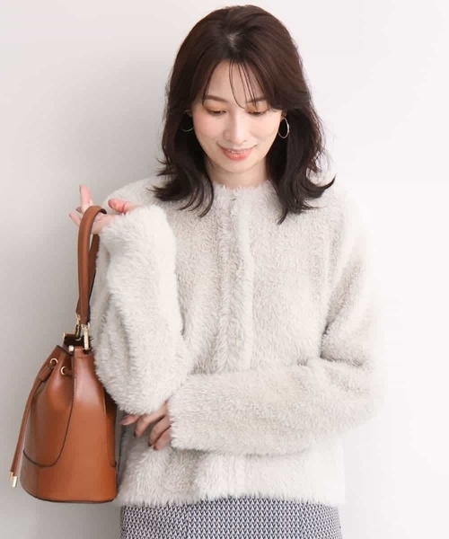 OFUON le MK（オフオンルエムケー）の「ふんわりシャギーニットジャケット/洗える/WEB限定サイズあり（その他アウター・レディース・グレイッシュベージュ/グレイッシュブルー/ネイビー・36/38）」の14枚目の写真