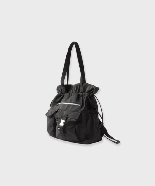 UNSTOA(アンストア)の「Water-Repellent 2-Way Drawstring Multi-Pocket Bag 秋服 冬服(バックパック/リュック・メンズ・ブラック/カーキ・FREE)」の3枚目の写真