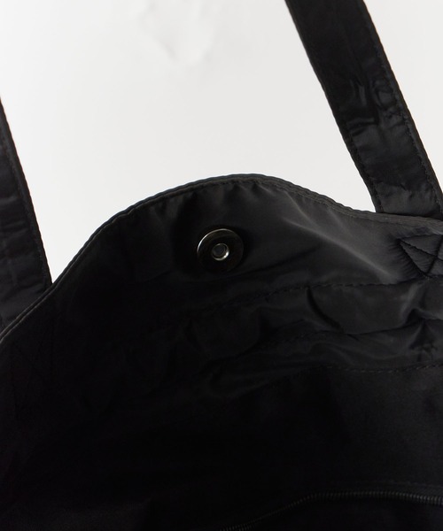 UNSTOA(アンストア)の「Water-Repellent 2-Way Drawstring Multi-Pocket Bag 秋服 冬服(バックパック/リュック・メンズ・ブラック/カーキ・FREE)」の11枚目の写真