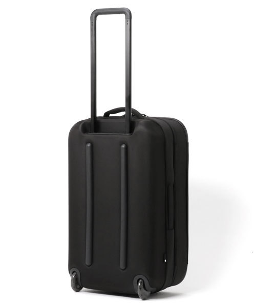 incase（インケース）の「INTR10041-BLKIncase VIA Roller 80 - Black【ZOZO限定アイテム】（スーツケース/キャリーバッグ・メンズ・ブラック・ONE SIZE）」の2枚目の写真