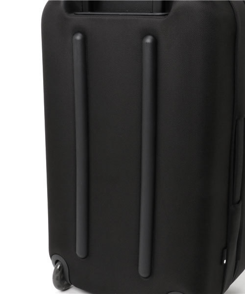 incase（インケース）の「INTR10041-BLKIncase VIA Roller 80 - Black【ZOZO限定アイテム】（スーツケース/キャリーバッグ・メンズ・ブラック・ONE SIZE）」の6枚目の写真