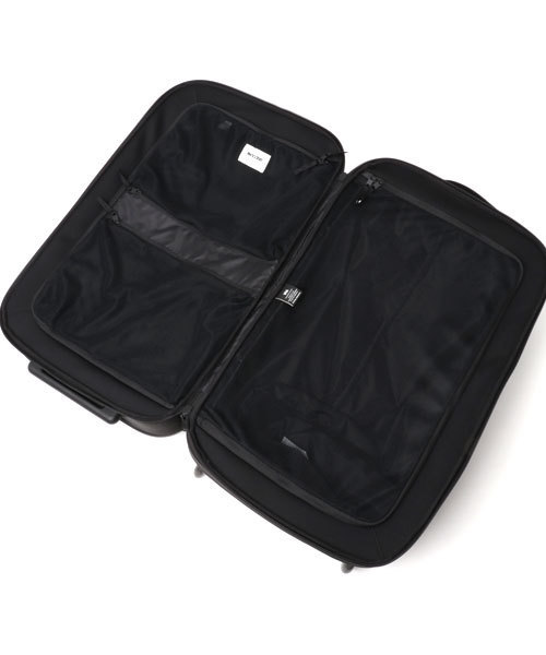 incase（インケース）の「INTR10041-BLKIncase VIA Roller 80 - Black【ZOZO限定アイテム】（スーツケース/キャリーバッグ・メンズ・ブラック・ONE SIZE）」の7枚目の写真