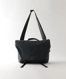 millican メッセンジャーバッグ ダークグレー Millican Official Store | Made to Take you Anywhere
