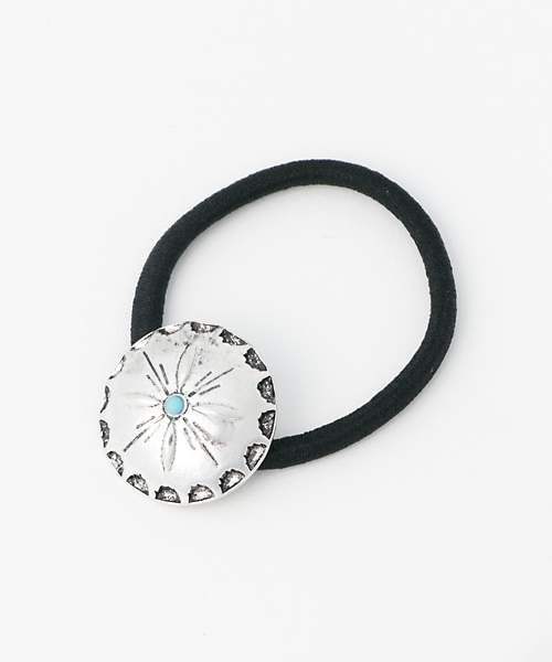 lala Born（ララボーン）の「【lalaBorn/ララボーン】コンチョヘアゴム（ヘアゴム・レディース・シルバー系その他4/シルバー系その他3/シルバー系その他2/シルバー系その他・FREE）」の2枚目の写真