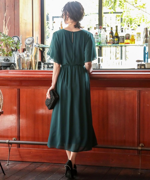 Fashion Letter（ファッションレター）の「スリット入レーススリーブ 結婚式ワンピースドレス（ドレス・レディース・ブラック/グリーン/ネイビー/ボルドー/ライトカーキ/ブルーグレー・3L/4L/5L/LL/M/L/S）」の17枚目の写真