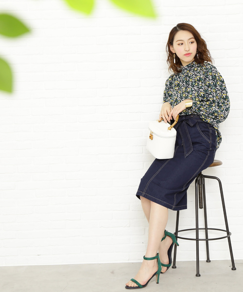 N.（N. Natural Beauty Basic）（エヌエヌナチュラルビューティーベーシック）の「◆リボン付デニムタイトスカート（デニムスカート・レディース・ブルー/ネイビー・SMALL/MEDIUM）」の5枚目の写真