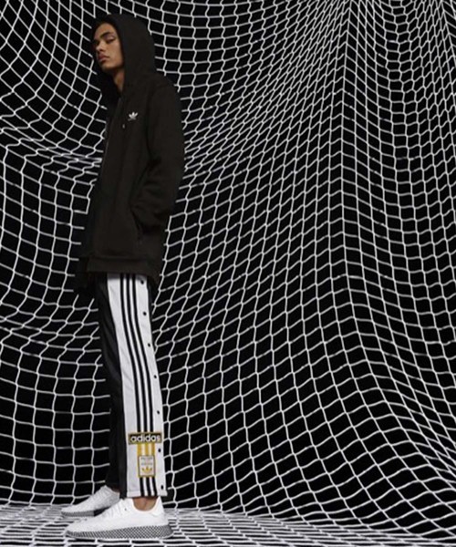 adidas Originals（アディダスオリジナルス）の「オリジナルス トラックパンツ [ADIBREAK OG TRACK PANTS]（その他パンツ・メンズ・ネイビー/ブラック・MEDIUM/SMALL/LARGE/X-LARGE/XX-LARGE/X-SMALL/XXX-LARGE）」の5枚目の写真