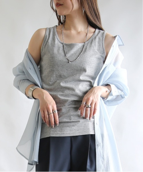 and it_（アンドイット）の「カラーコットンベーシックタンクトップ（タンクトップ・レディース・杢グレー/ダークオレンジ/ブラック/ネイビー/オフホワイト/ピンク/ブルー/グリーン/モスグリーン/ボルドー/マスタード/ラベンダー/ブルー系その他・LARGE/MEDIUM/X-LARGE）」の3枚目の写真