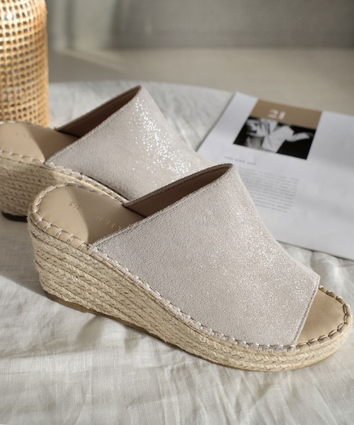 AmiAmi（アミアミ）の「ジュートウエッジサボサンダル（サンダル・レディース・ブラウン/シルバー/ブラック/サンドベージュ/ホワイト/ゴールド/グレイッシュベージュ/ベージュ系その他/シルバー系その他/カーキ/ライラック/シルバー系その他2/ベージュ系その他2/シルバー系その他3/ブラック系その他・35/39/38/34/40/37/36）」の16枚目の写真