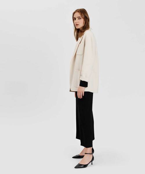 CHARLES & KEITH(チャールズ & キース)の「メタリックアンクルストラップヒールサンダル / METALLIC ANKLE STRAP HEELED SANDALS(サンダル・レディース・ブラック/グリーン/ブロンズ・22.5cm/23cm/23.5cm/24.5cm/25cm)」の9枚目の写真