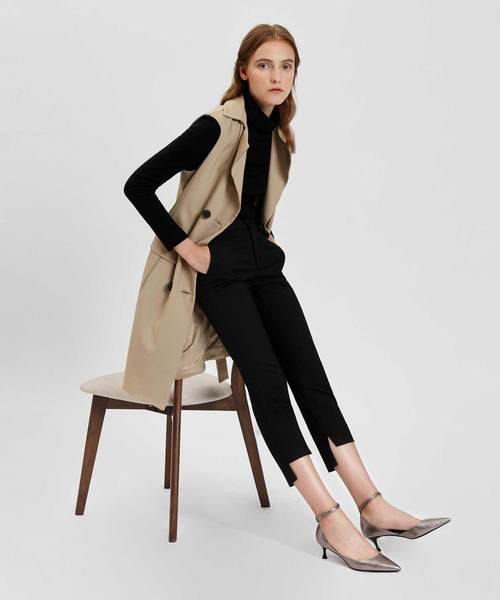 CHARLES & KEITH(チャールズ & キース)の「メタリックアンクルストラップヒールサンダル / METALLIC ANKLE STRAP HEELED SANDALS(サンダル・レディース・ブラック/グリーン/ブロンズ・22.5cm/23cm/23.5cm/24.5cm/25cm)」の20枚目の写真