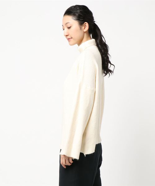 KOBE LETTUCE（コウベレタス）の「ワイドスリーブドロップショルダーハイネックリブニットトップス＊レディース/セーター[C3593]神戸レタス（ニット/セーター・レディース・ブラック/カーキ/ピンク/アイボリー・FREE）」の13枚目の写真
