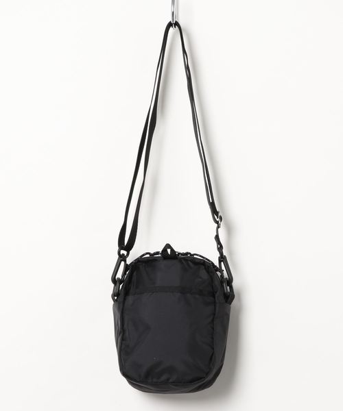 FREDRIK PACKERS（フレドリックパッカーズ）の「【FREDRIK PACKERS】 ACTIVE SHOULDER S（ショルダーバッグ・メンズ・ブラック/パープル/グリーン・FREE）」の4枚目の写真