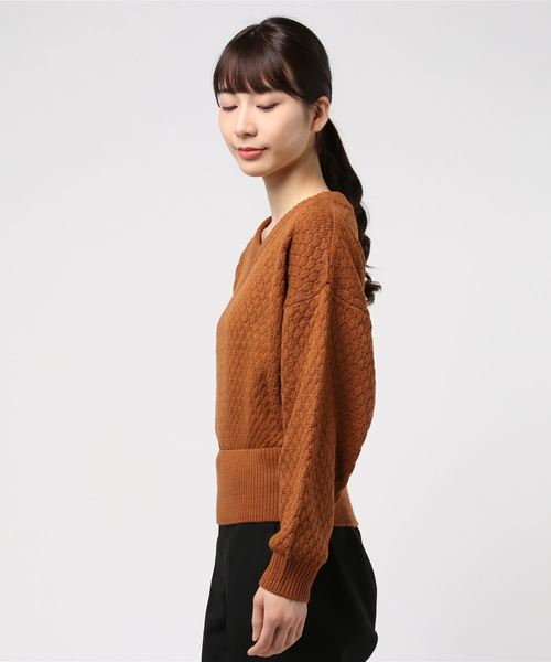 and R（アンドアール）の「ドット編み前後2WAYボリュームニット（ニット/セーター・レディース・ブラック/オフホワイト/キャメル・FREE）」の12枚目の写真