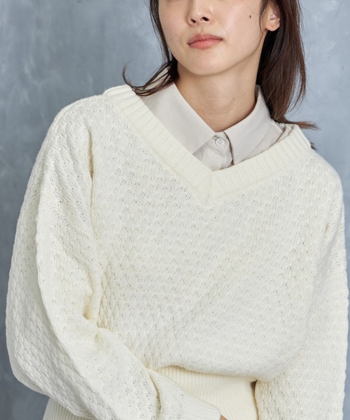and R（アンドアール）の「ドット編み前後2WAYボリュームニット（ニット/セーター・レディース・ブラック/オフホワイト/キャメル・FREE）」の21枚目の写真